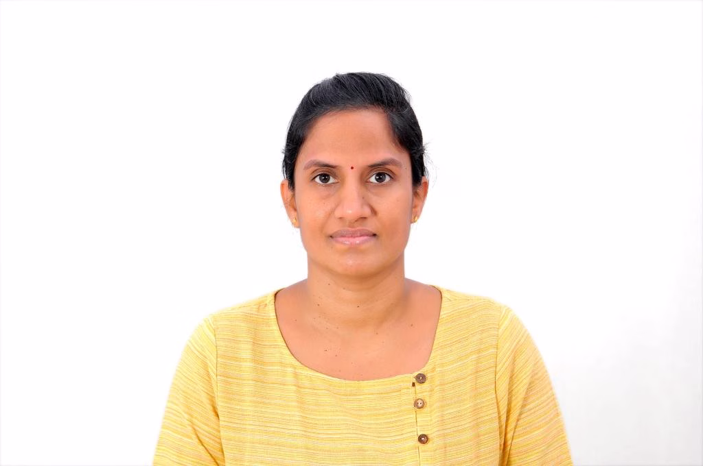Srividhya S