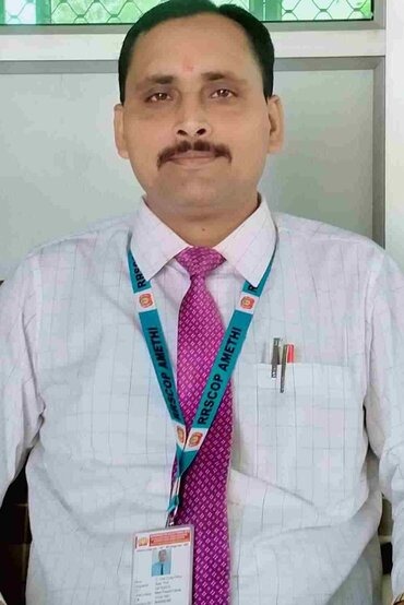 Dr Vinay Kumar Pathak